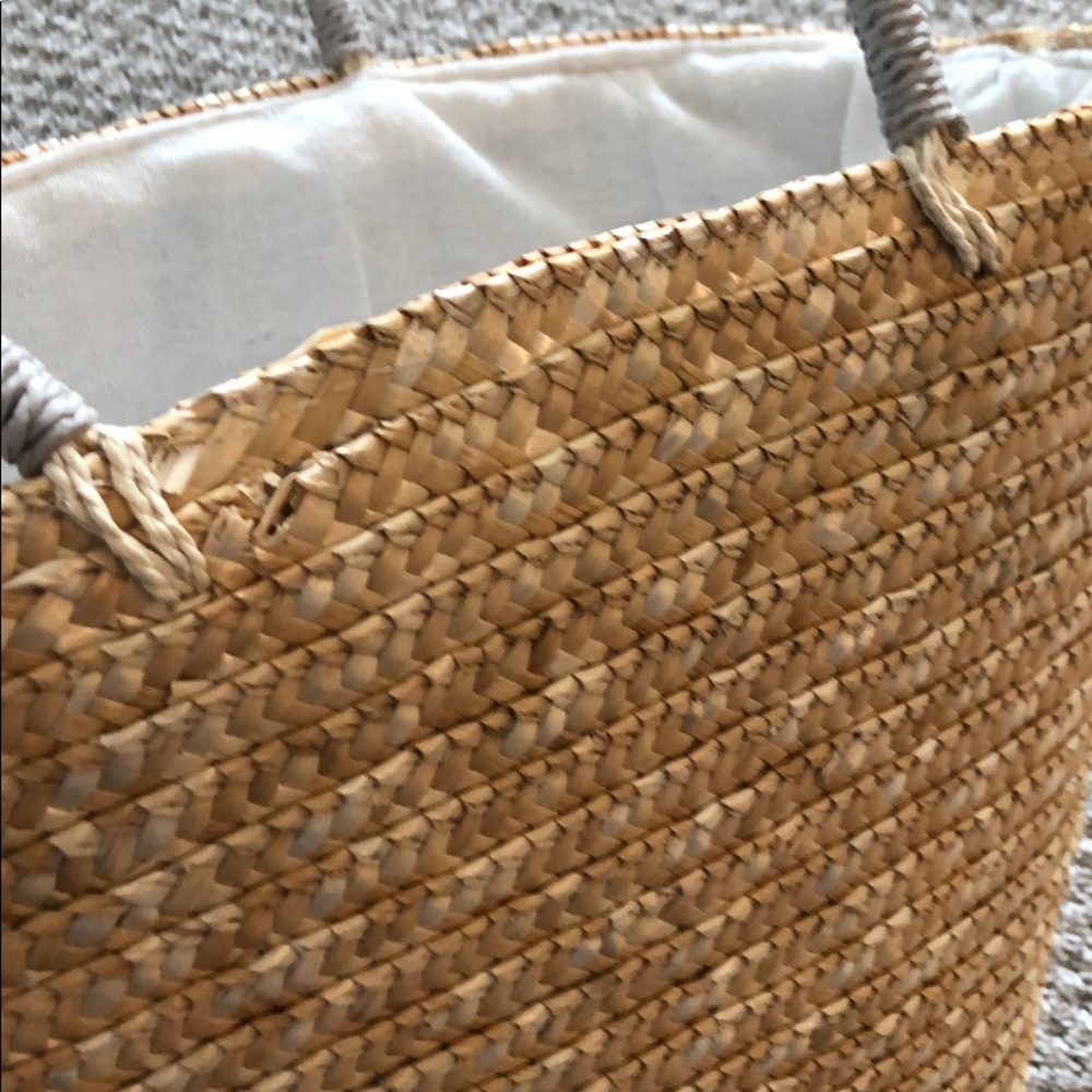 SOLD new w/o tag: Katie Loxton • straw beach tote - Picture 7 of 8